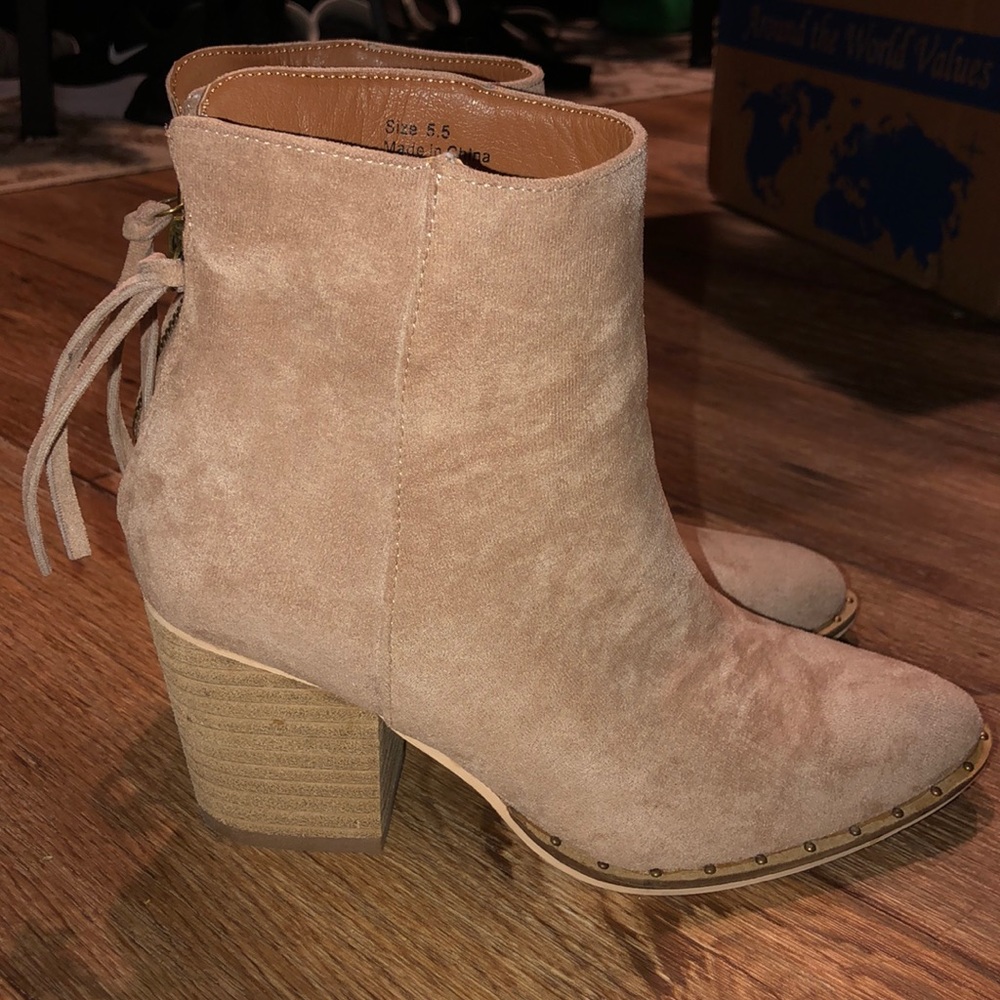 Super Cute Booties - Size 5.5 (fit 6 & 6.5 also)